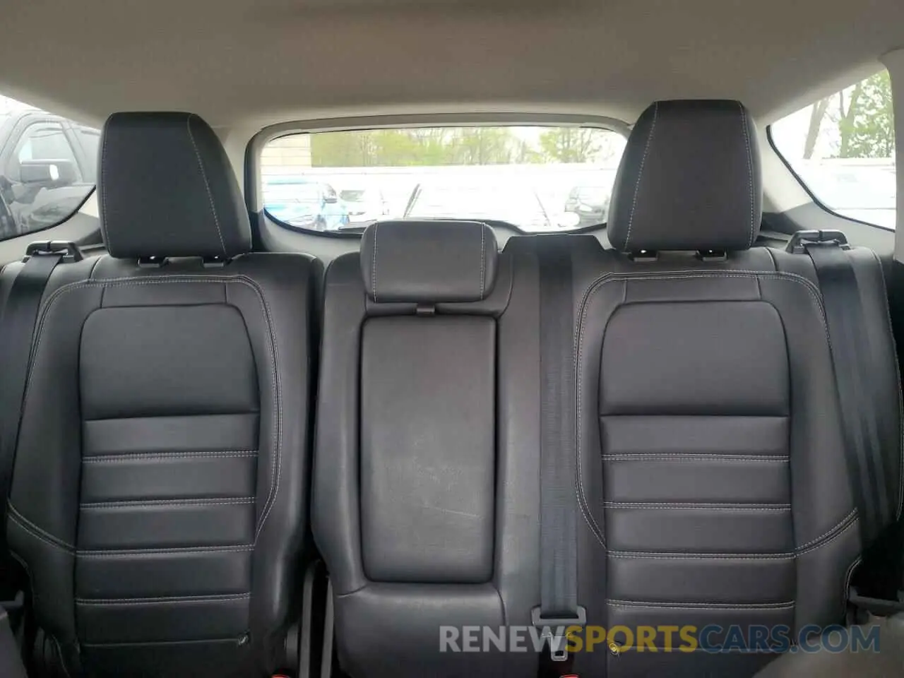 10 Photograph of a damaged car 1FMCU9HD0KUA78296 FORD ESCAPE 2019