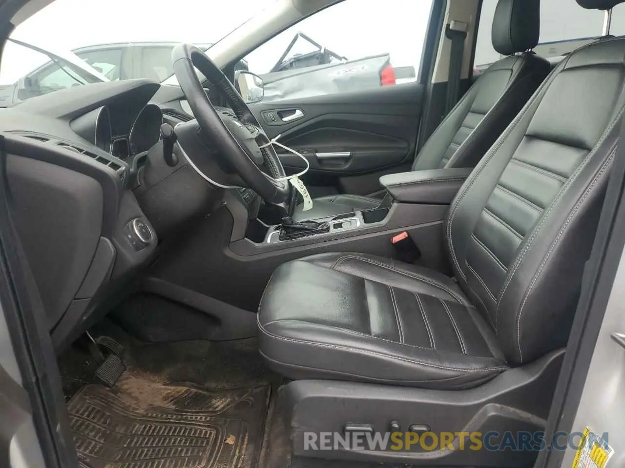 7 Photograph of a damaged car 1FMCU9HD0KUA78296 FORD ESCAPE 2019