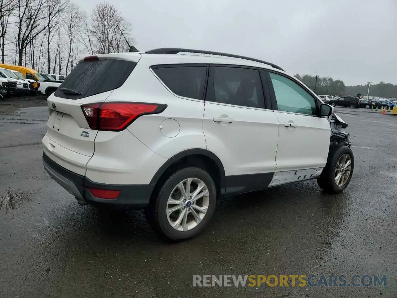 3 Photograph of a damaged car 1FMCU9HD0KUA83546 FORD ESCAPE 2019