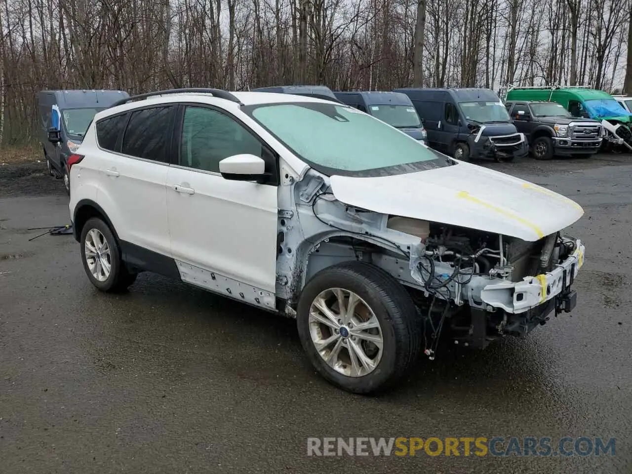 4 Photograph of a damaged car 1FMCU9HD0KUA83546 FORD ESCAPE 2019