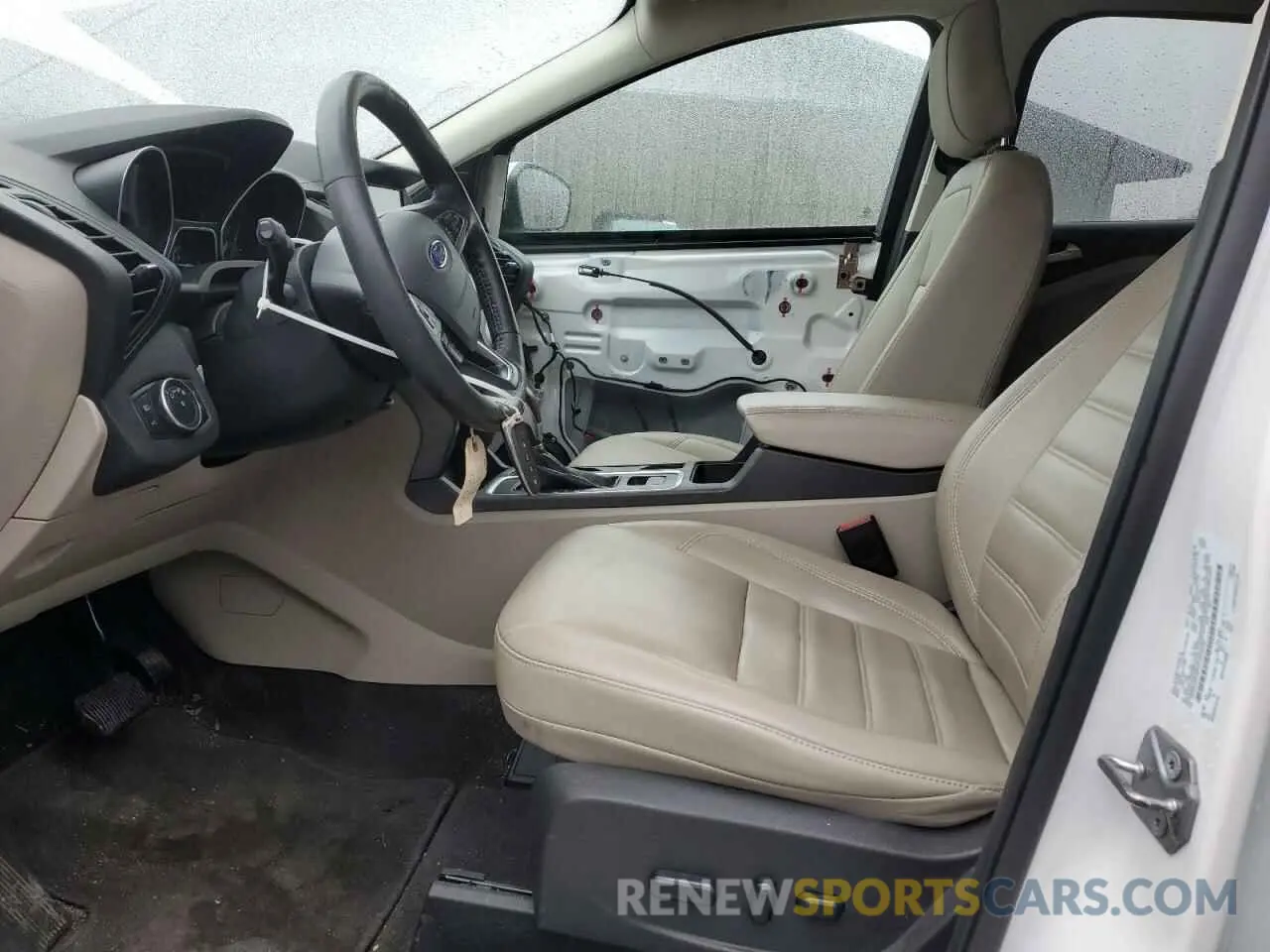 7 Photograph of a damaged car 1FMCU9HD0KUA83546 FORD ESCAPE 2019