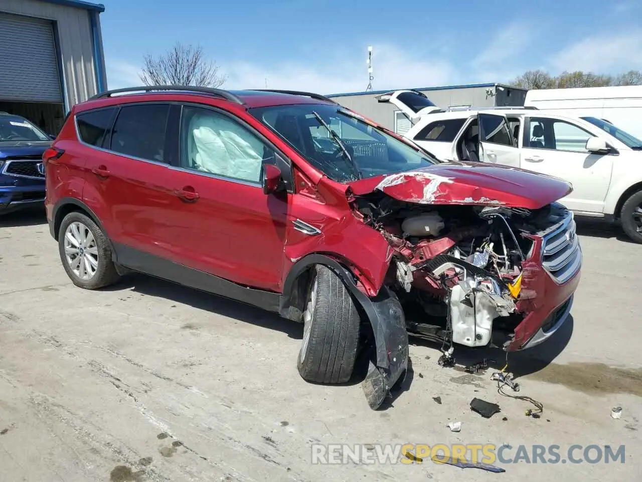 4 Photograph of a damaged car 1FMCU9HD0KUB43745 FORD ESCAPE 2019