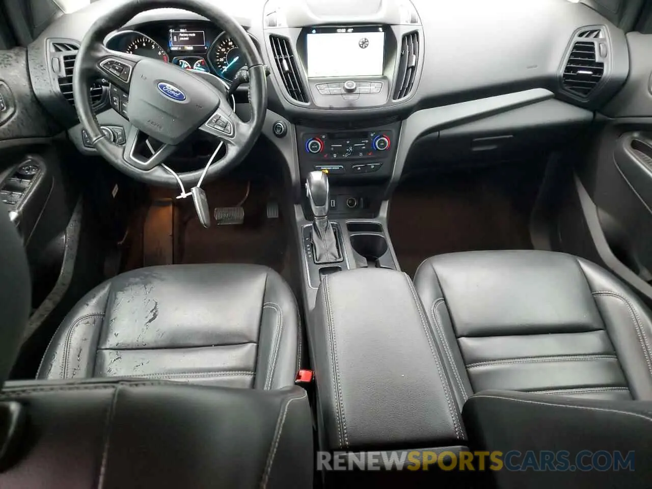 8 Photograph of a damaged car 1FMCU9HD0KUB52929 FORD ESCAPE 2019