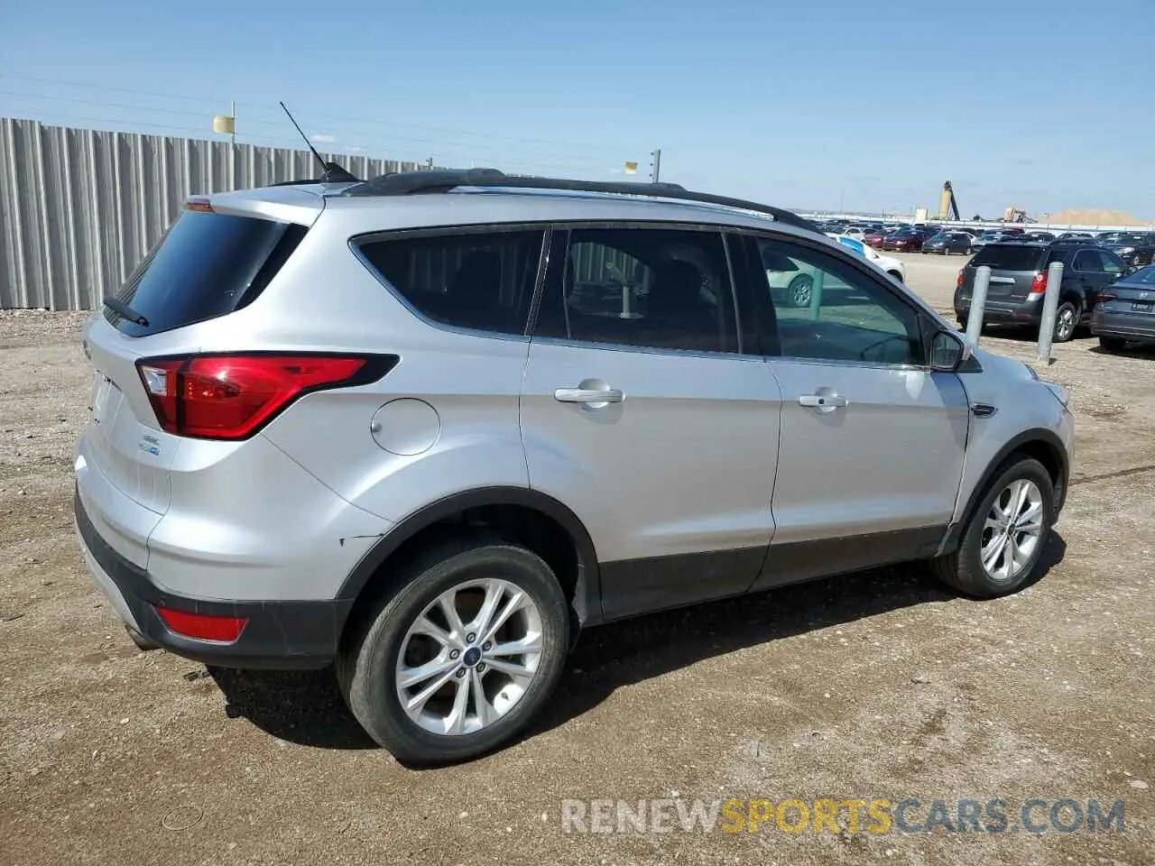 3 Photograph of a damaged car 1FMCU9HD1KUA02523 FORD ESCAPE 2019