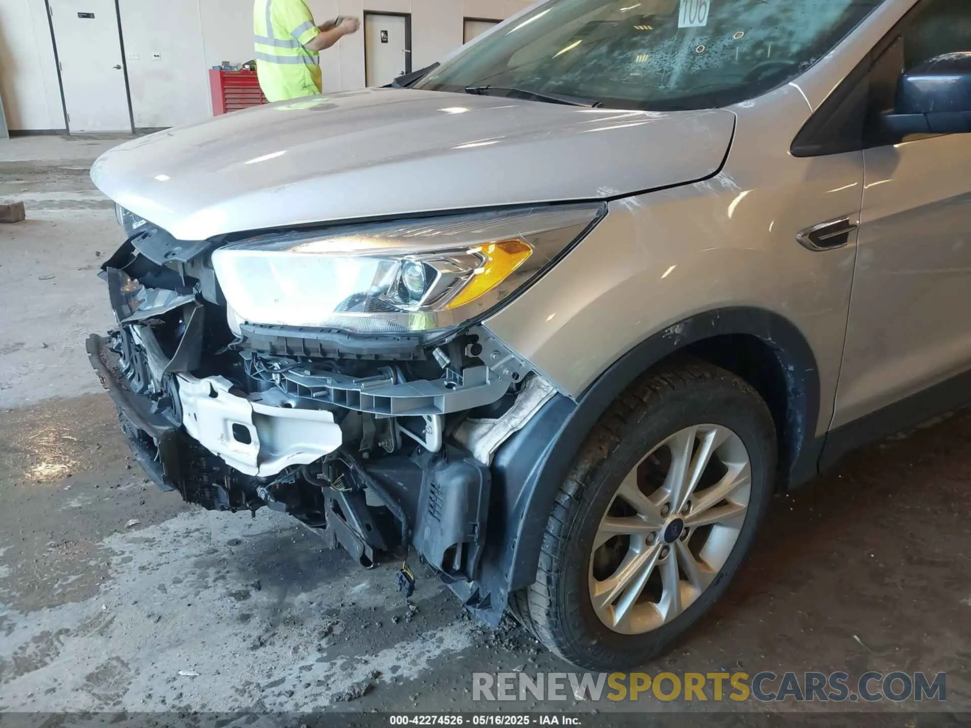 12 Photograph of a damaged car 1FMCU9HD1KUA52418 FORD ESCAPE 2019