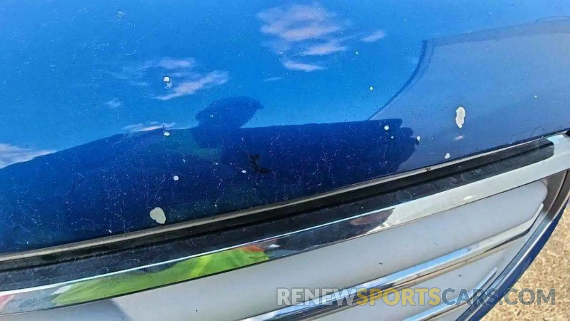 16 Photograph of a damaged car 1FMCU9HD1KUA65573 FORD ESCAPE 2019
