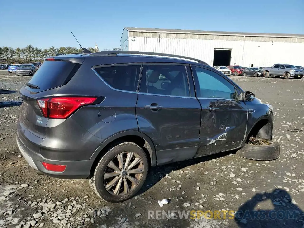 3 Photograph of a damaged car 1FMCU9HD1KUA66206 FORD ESCAPE 2019