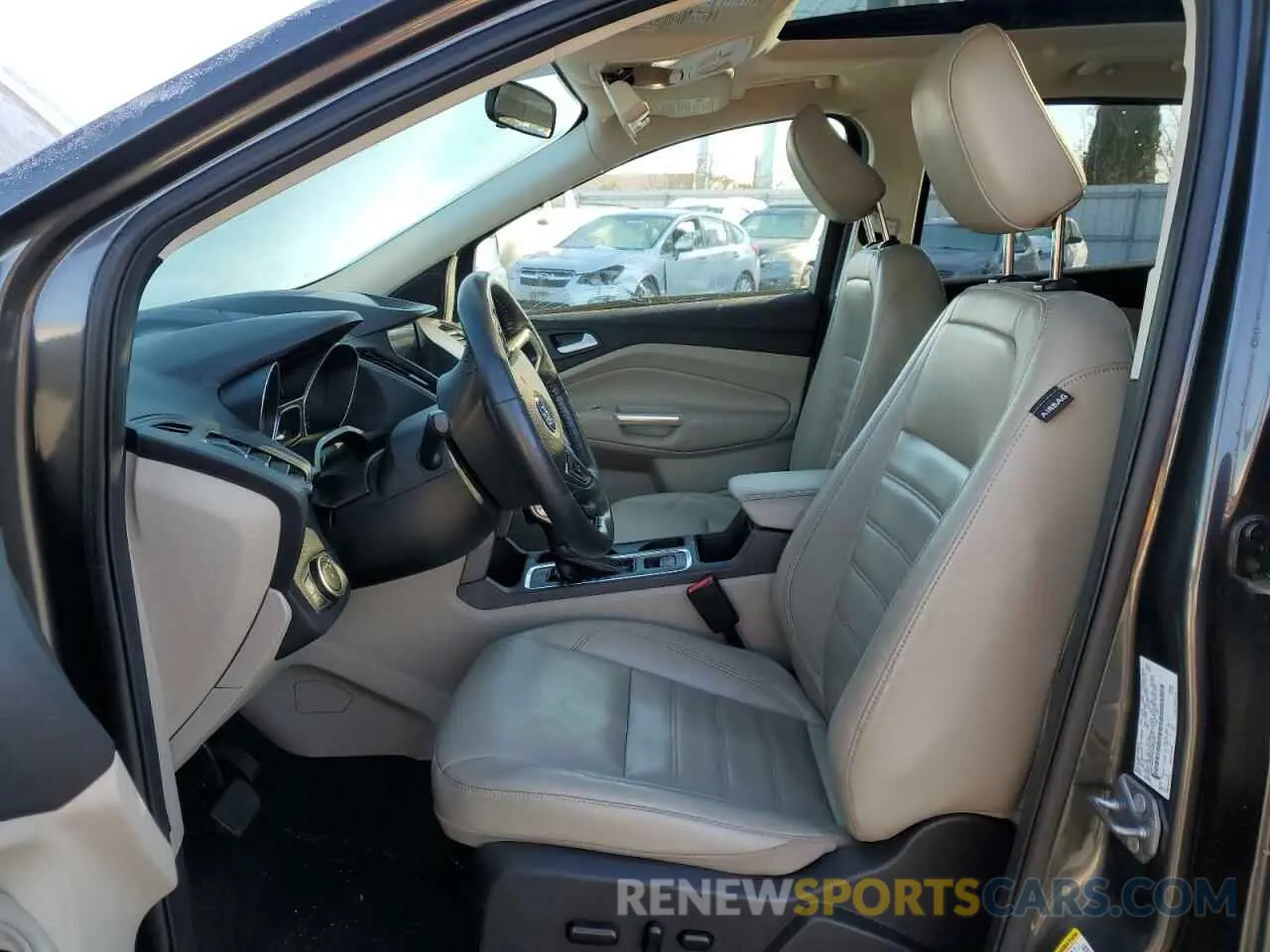 7 Photograph of a damaged car 1FMCU9HD1KUA66206 FORD ESCAPE 2019