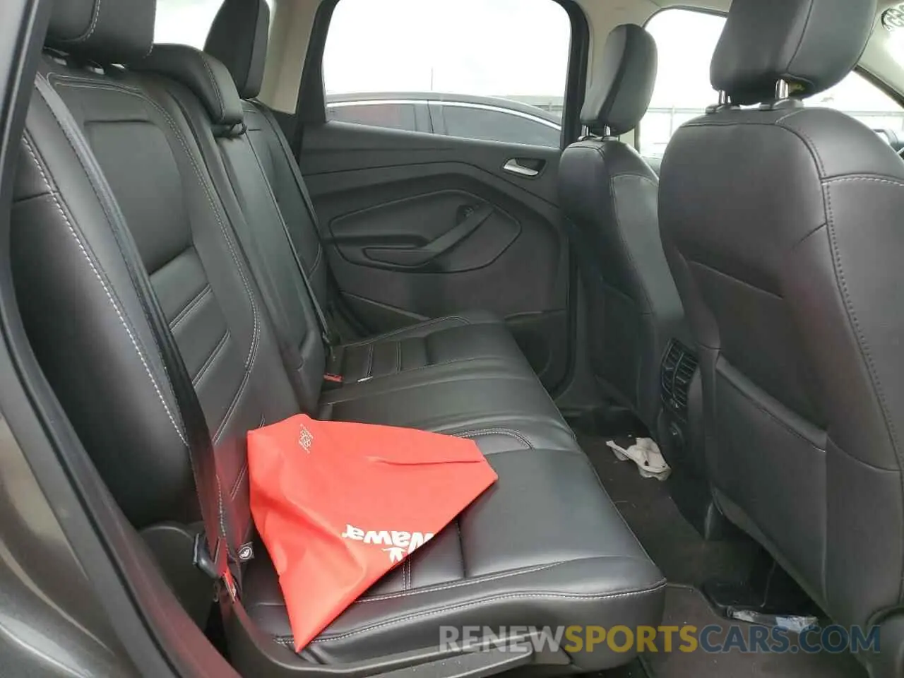 11 Photograph of a damaged car 1FMCU9HD1KUB18918 FORD ESCAPE 2019