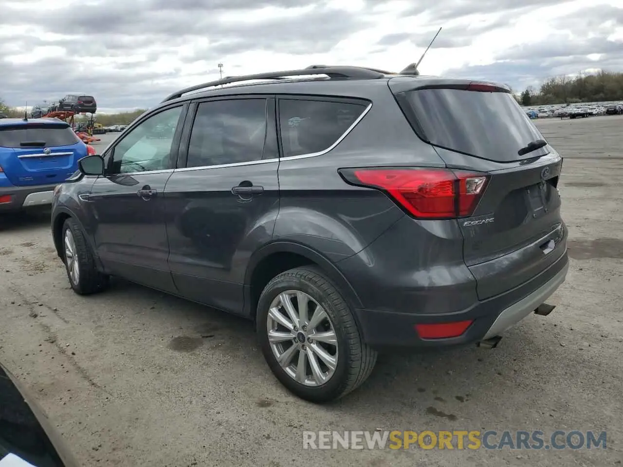 2 Photograph of a damaged car 1FMCU9HD1KUB18918 FORD ESCAPE 2019