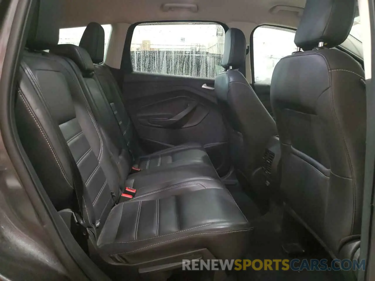 11 Photograph of a damaged car 1FMCU9HD1KUB78665 FORD ESCAPE 2019