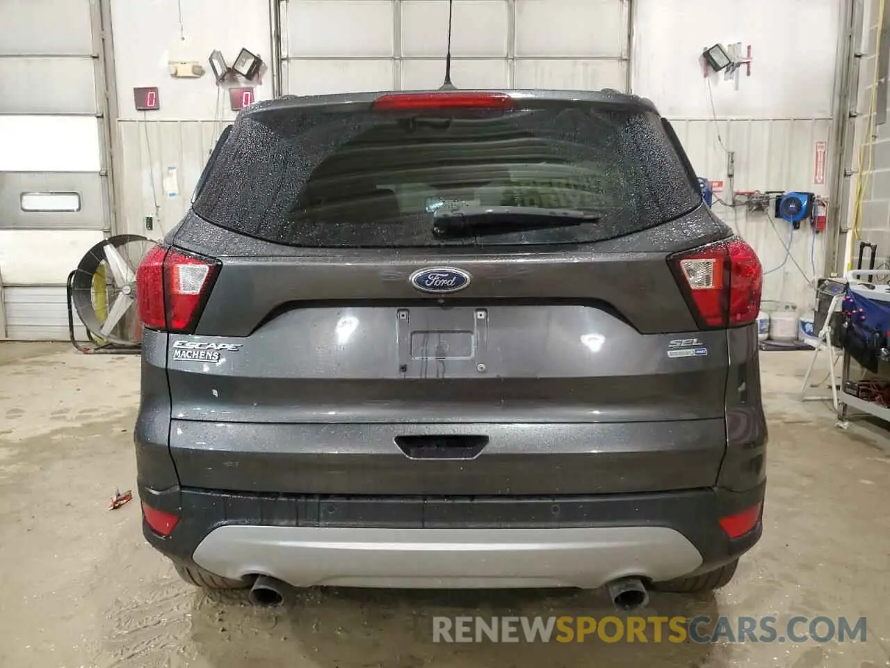 6 Photograph of a damaged car 1FMCU9HD1KUB78665 FORD ESCAPE 2019