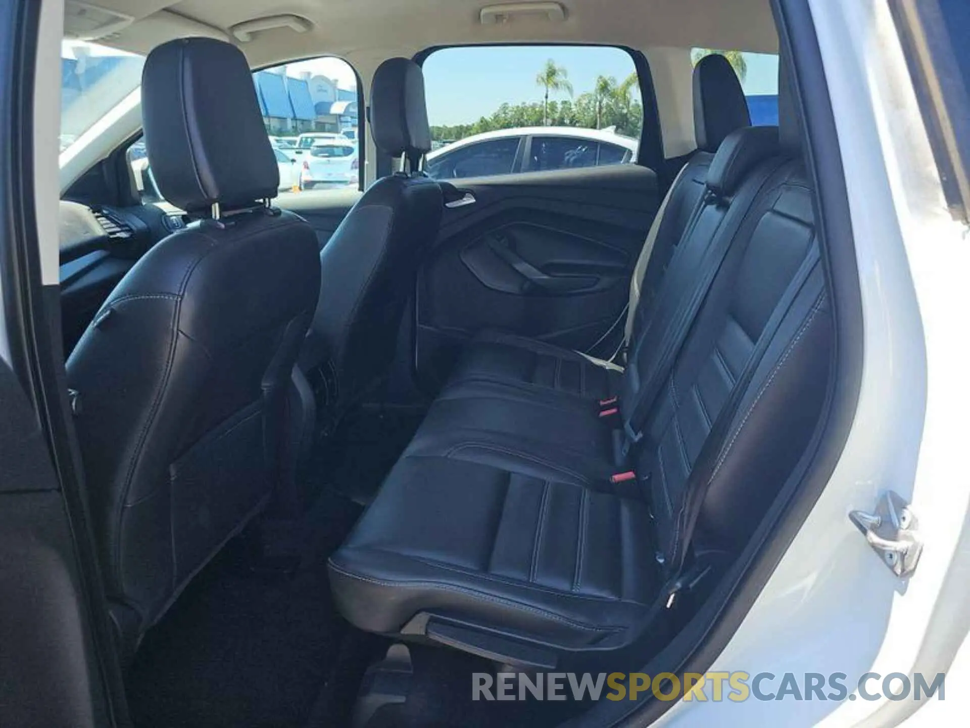 12 Photograph of a damaged car 1FMCU9HD1KUC35933 FORD ESCAPE 2019