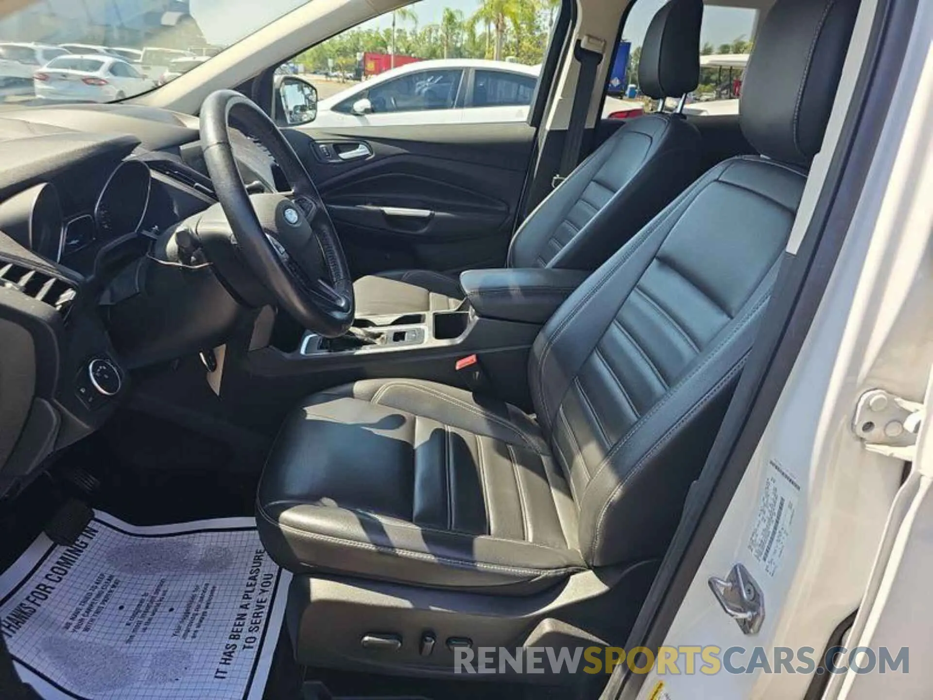 13 Photograph of a damaged car 1FMCU9HD1KUC35933 FORD ESCAPE 2019