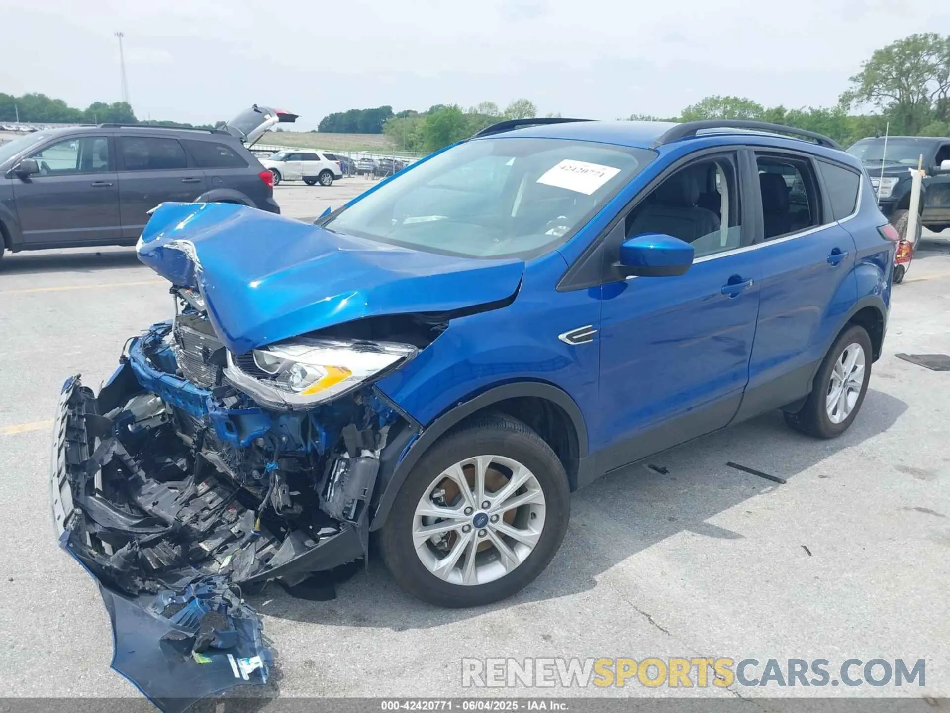 2 Photograph of a damaged car 1FMCU9HD2KUA41511 FORD ESCAPE 2019