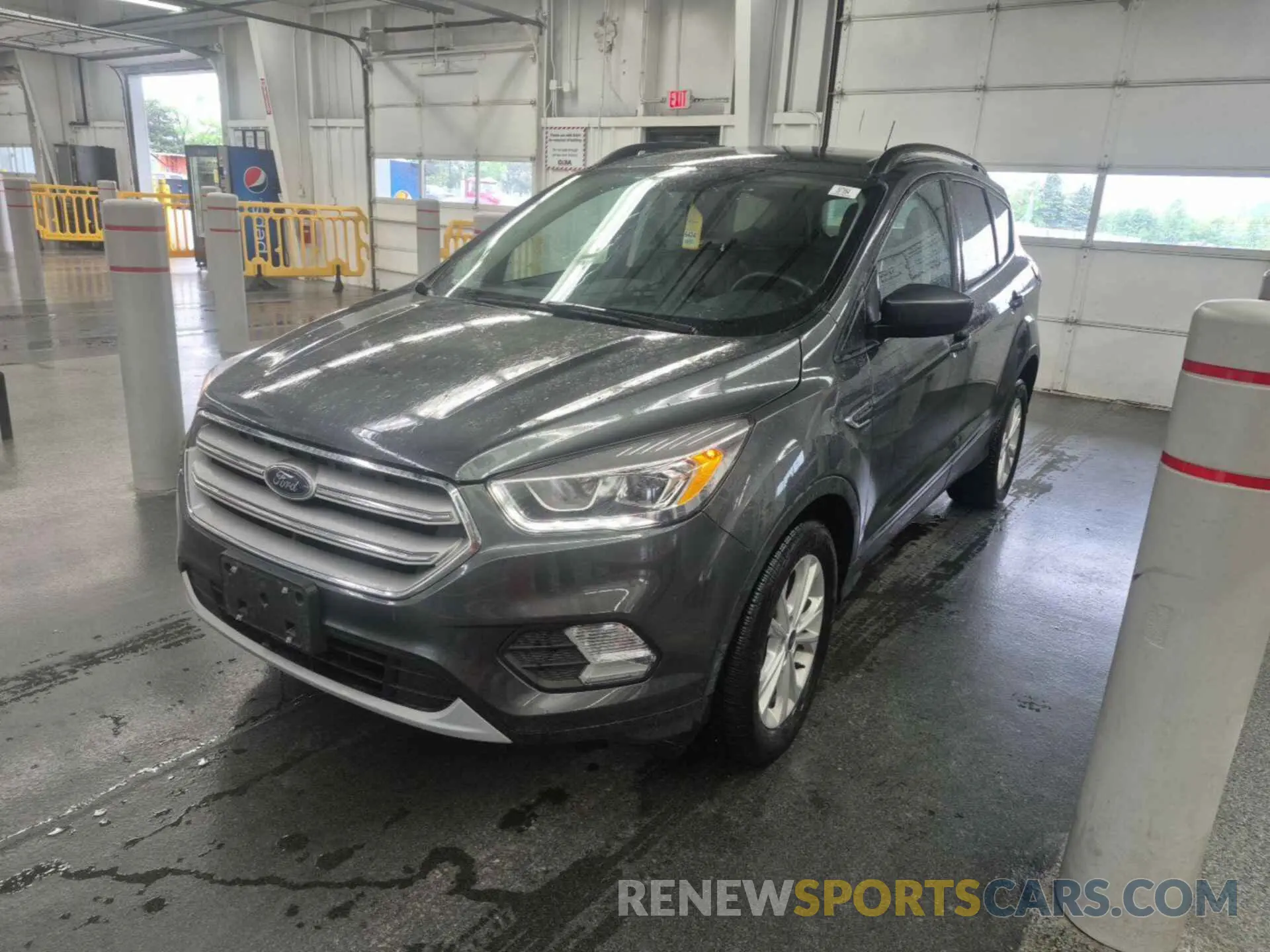 2 Photograph of a damaged car 1FMCU9HD2KUA65596 FORD ESCAPE 2019