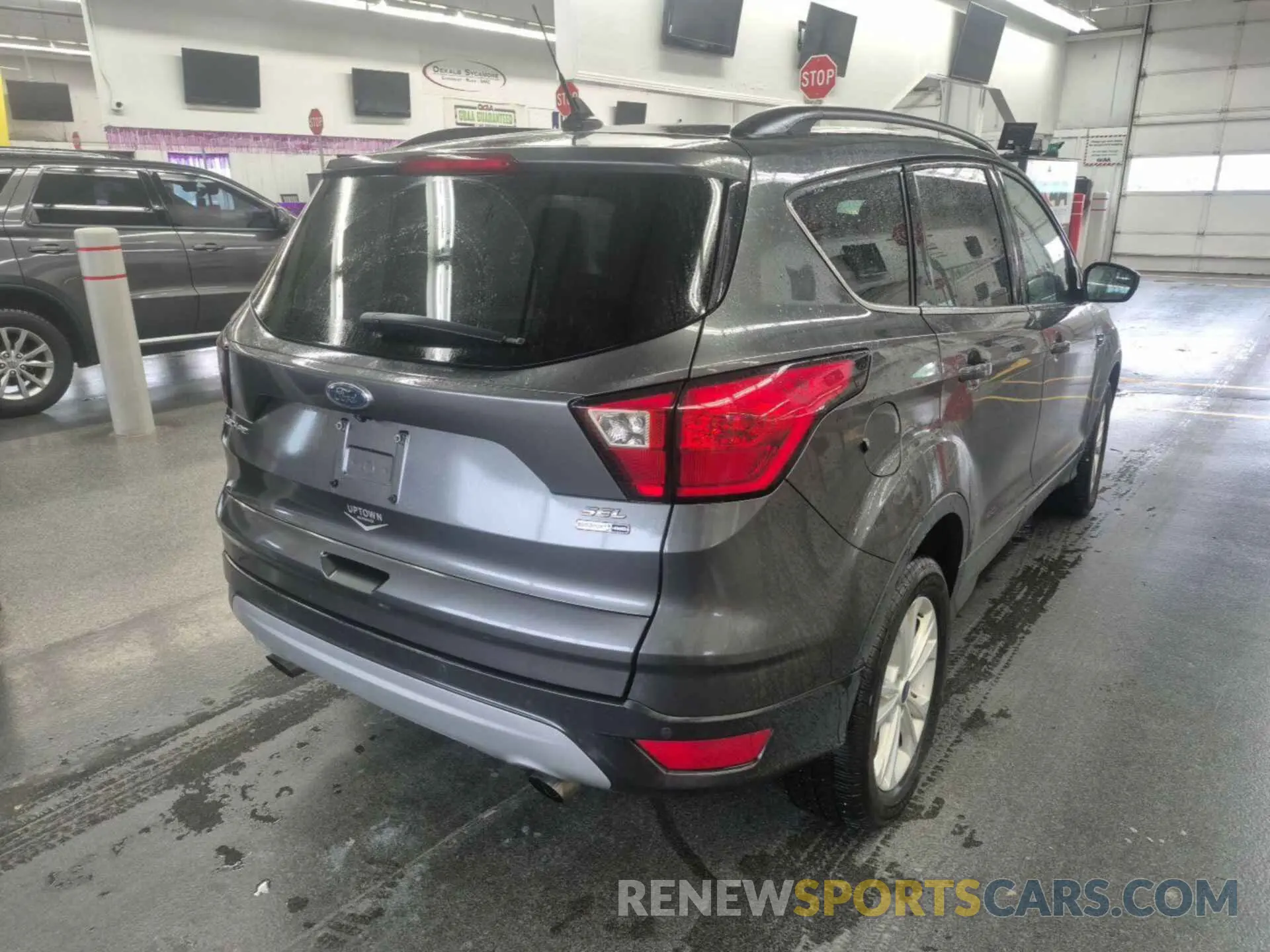 26 Photograph of a damaged car 1FMCU9HD2KUA65596 FORD ESCAPE 2019