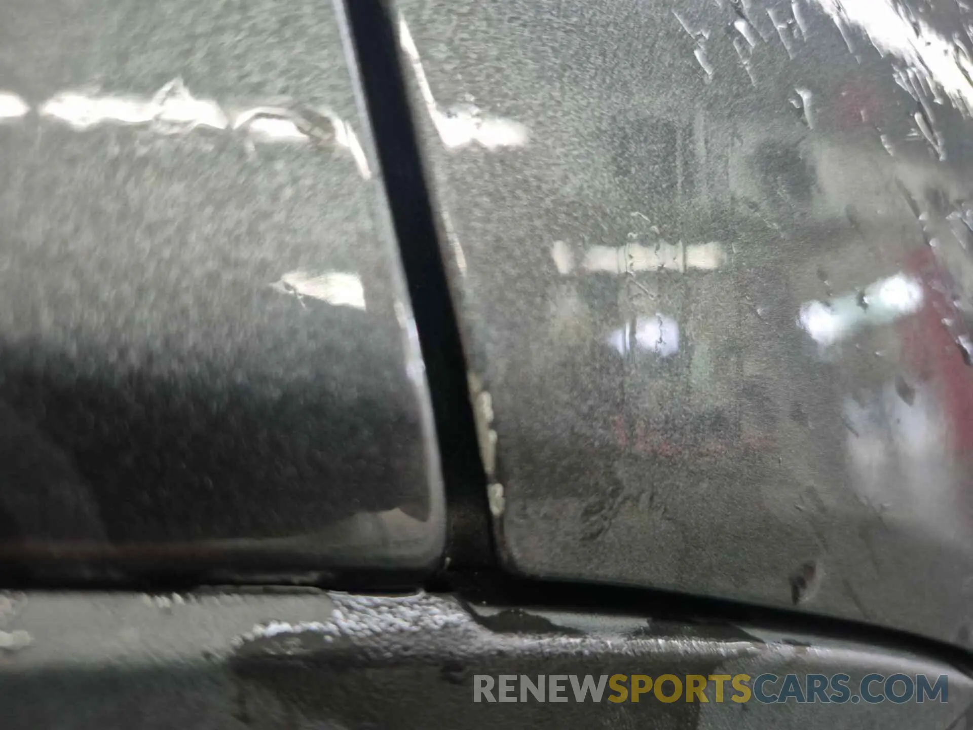 28 Photograph of a damaged car 1FMCU9HD2KUA65596 FORD ESCAPE 2019