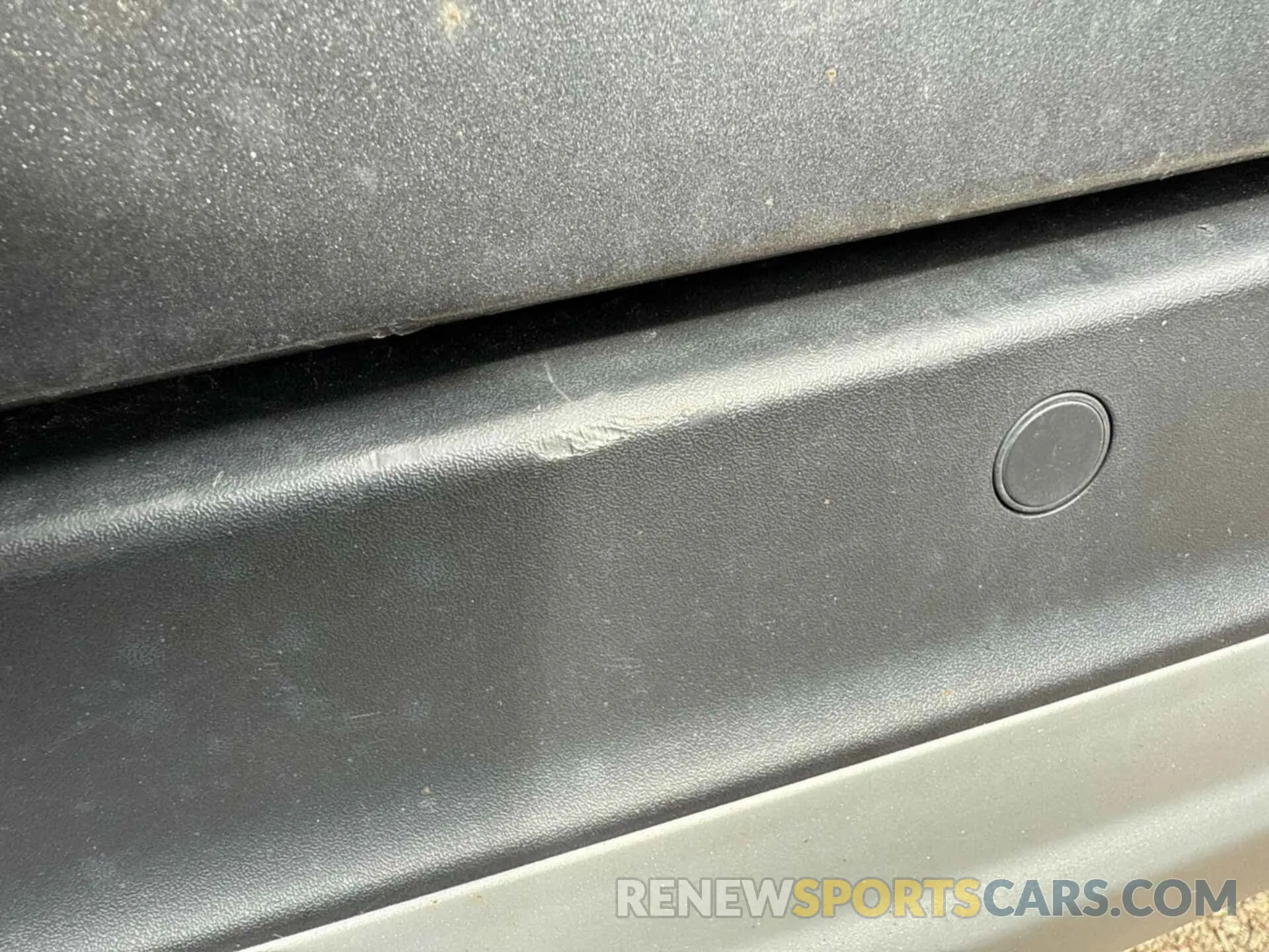 4 Photograph of a damaged car 1FMCU9HD2KUA65596 FORD ESCAPE 2019