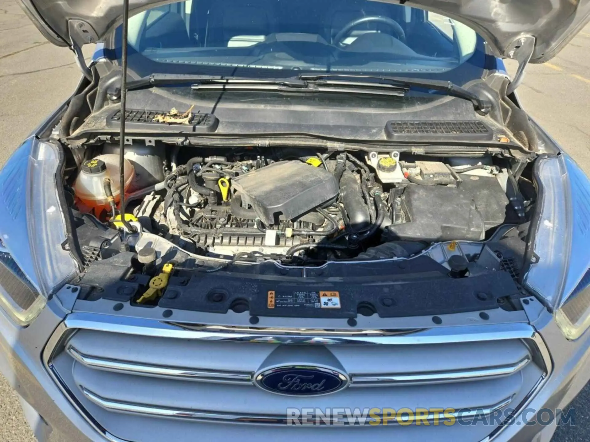 5 Photograph of a damaged car 1FMCU9HD2KUA72581 FORD ESCAPE 2019