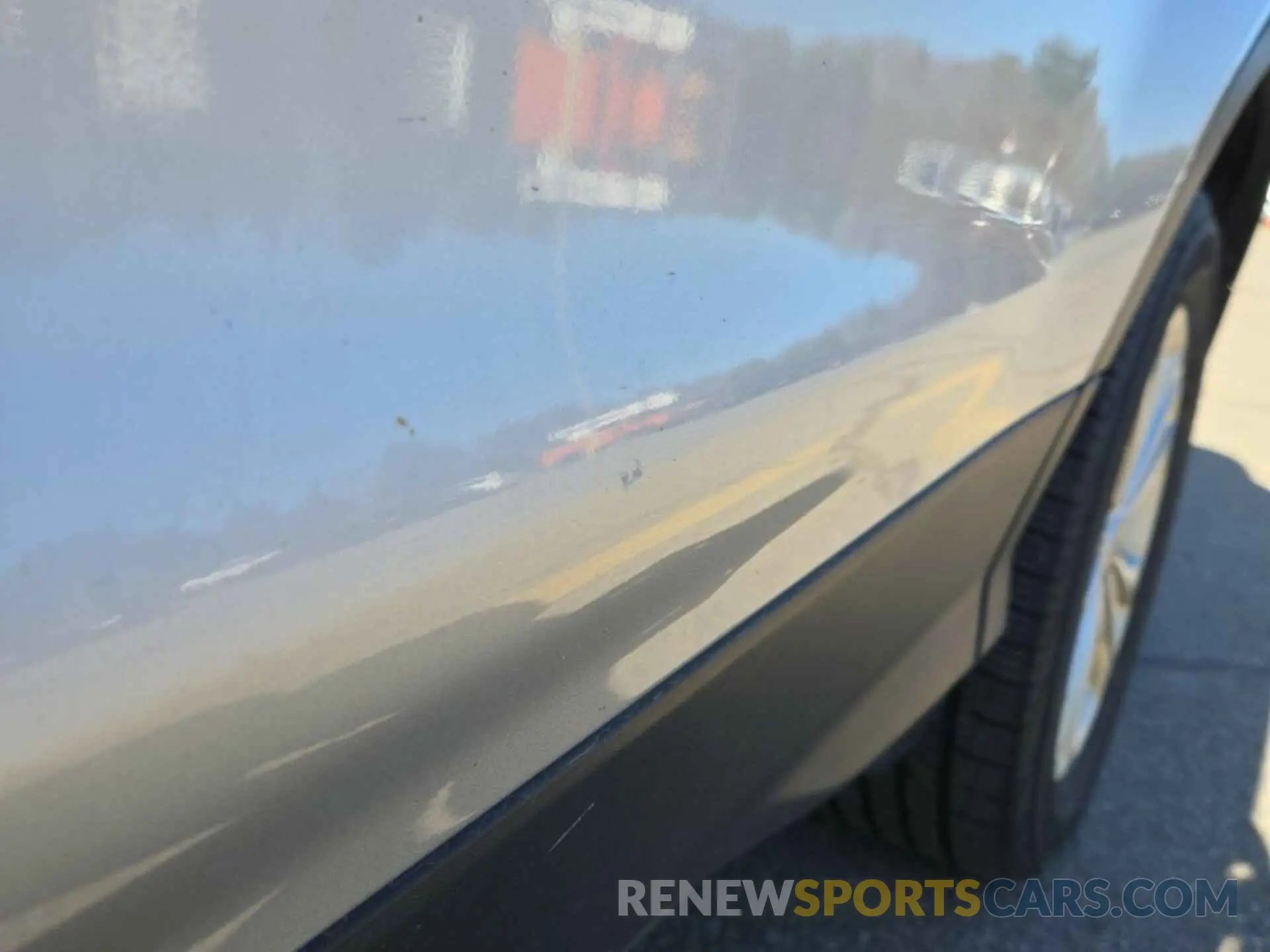6 Photograph of a damaged car 1FMCU9HD2KUA72581 FORD ESCAPE 2019