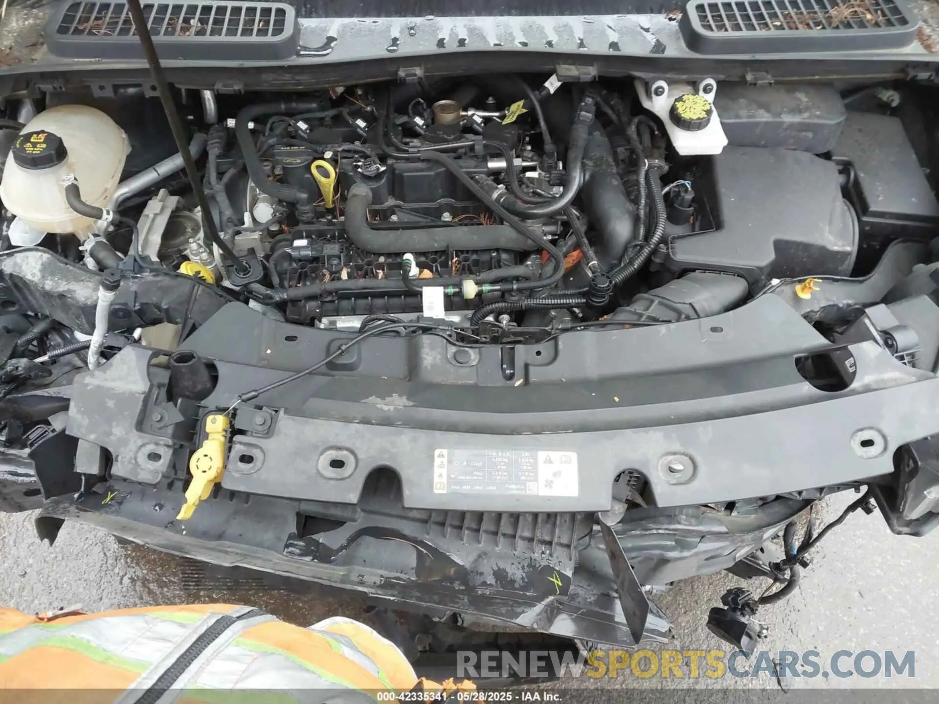 10 Photograph of a damaged car 1FMCU9HD2KUA94855 FORD ESCAPE 2019