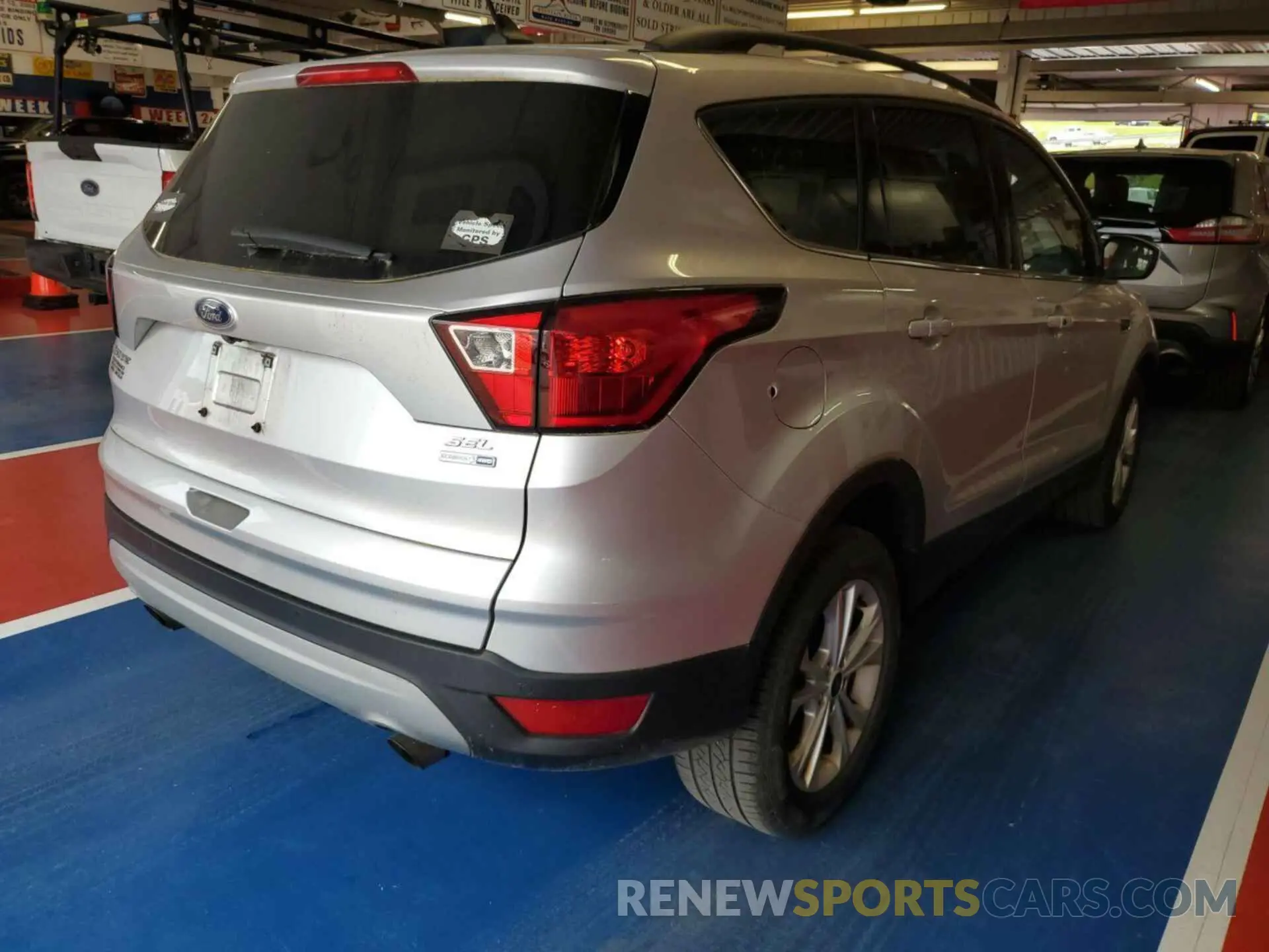 11 Photograph of a damaged car 1FMCU9HD2KUB11752 FORD ESCAPE 2019
