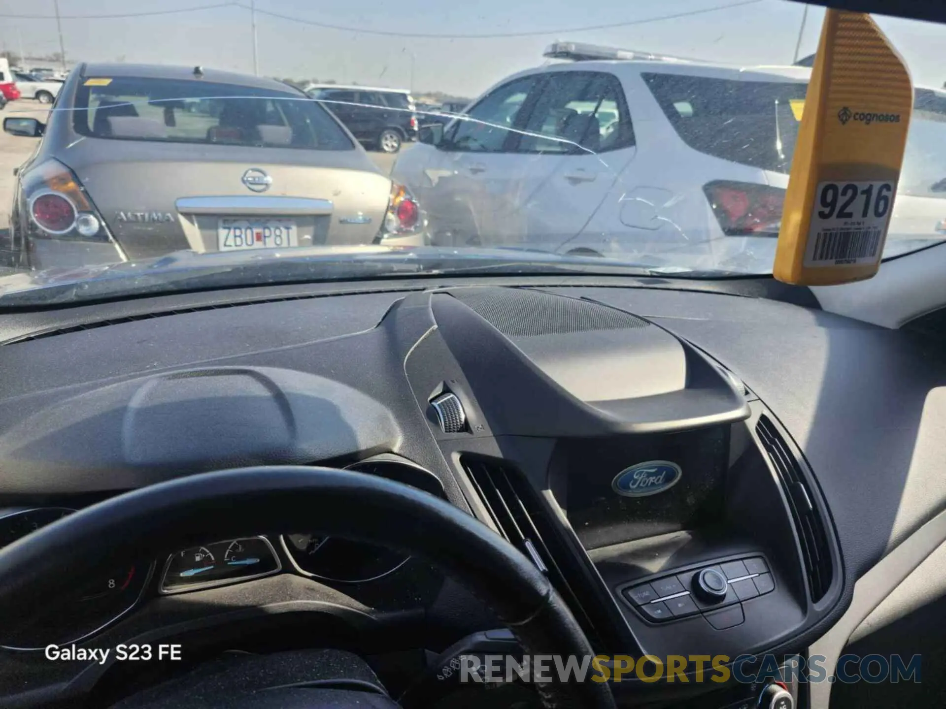 22 Photograph of a damaged car 1FMCU9HD2KUB11881 FORD ESCAPE 2019