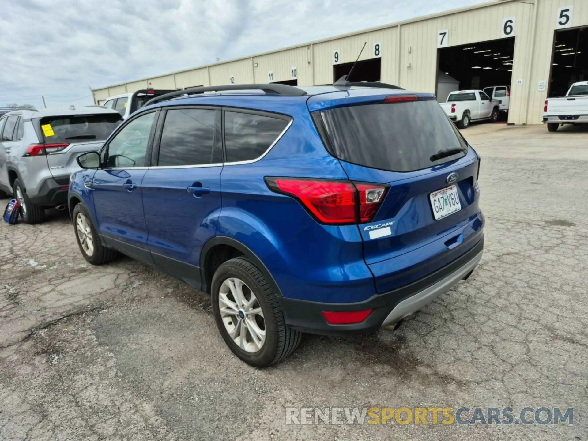 26 Photograph of a damaged car 1FMCU9HD2KUB11881 FORD ESCAPE 2019