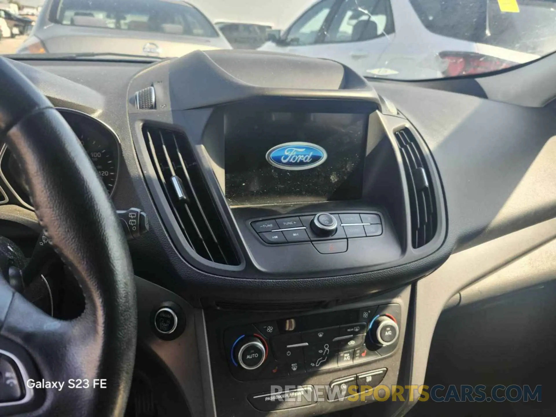 30 Photograph of a damaged car 1FMCU9HD2KUB11881 FORD ESCAPE 2019