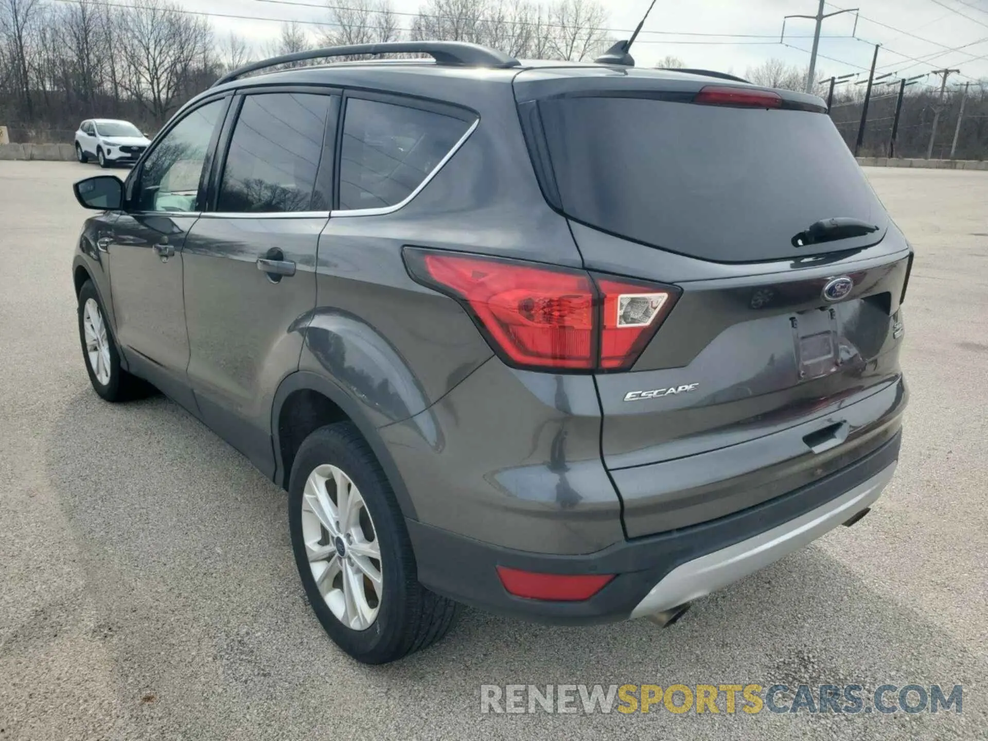 13 Photograph of a damaged car 1FMCU9HD2KUB82403 FORD ESCAPE 2019