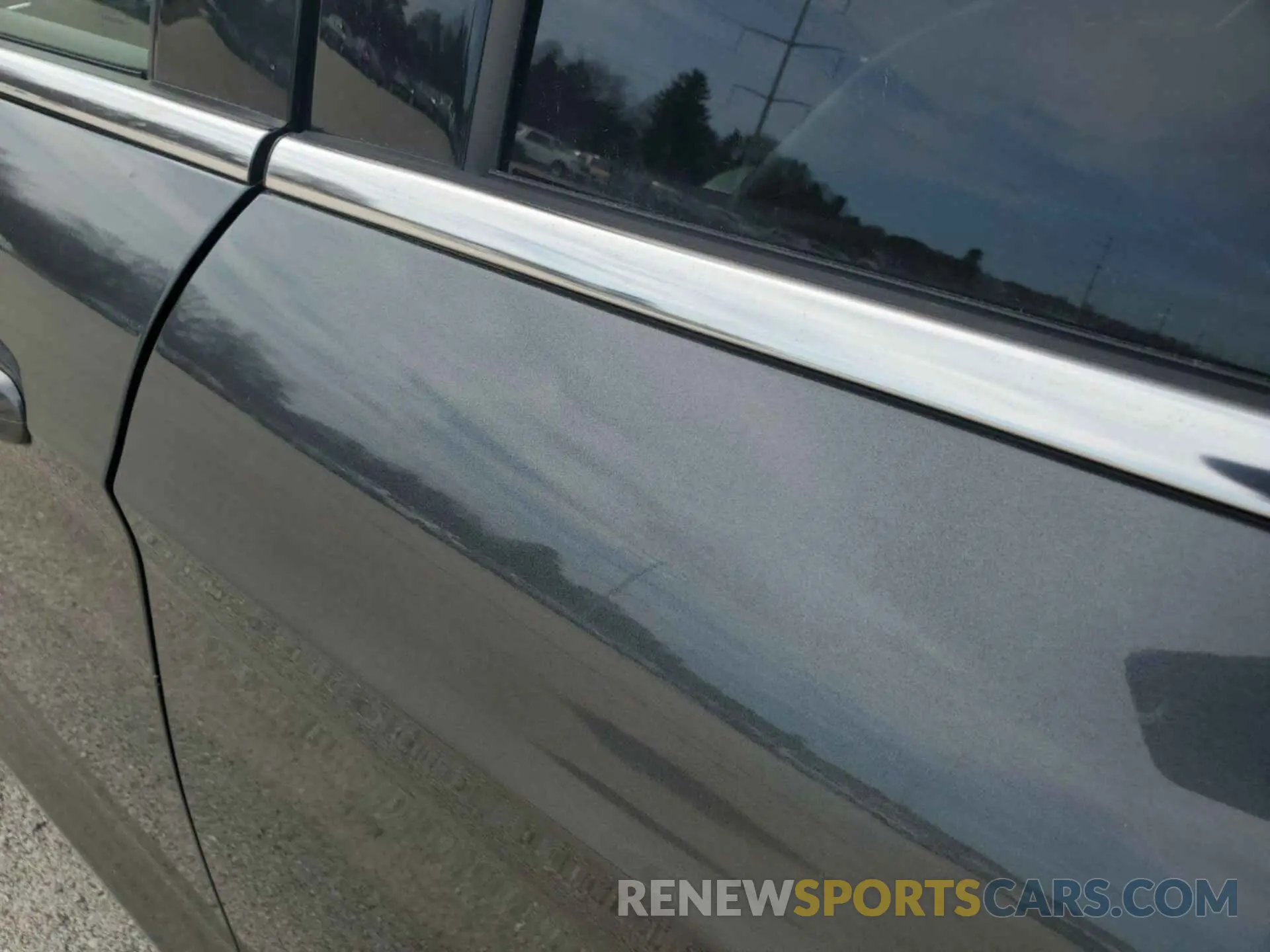 4 Photograph of a damaged car 1FMCU9HD2KUB82403 FORD ESCAPE 2019