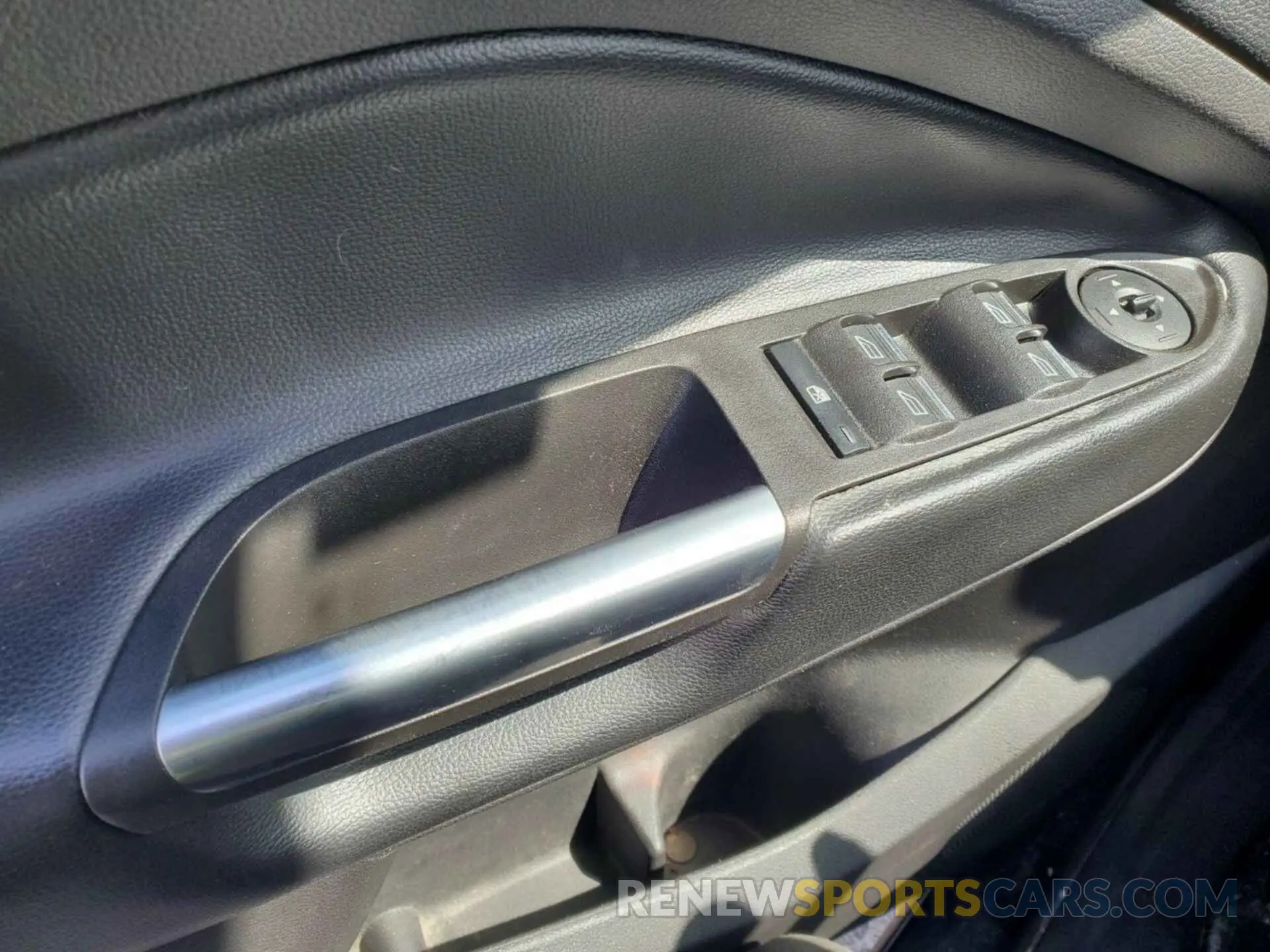 7 Photograph of a damaged car 1FMCU9HD2KUB82403 FORD ESCAPE 2019
