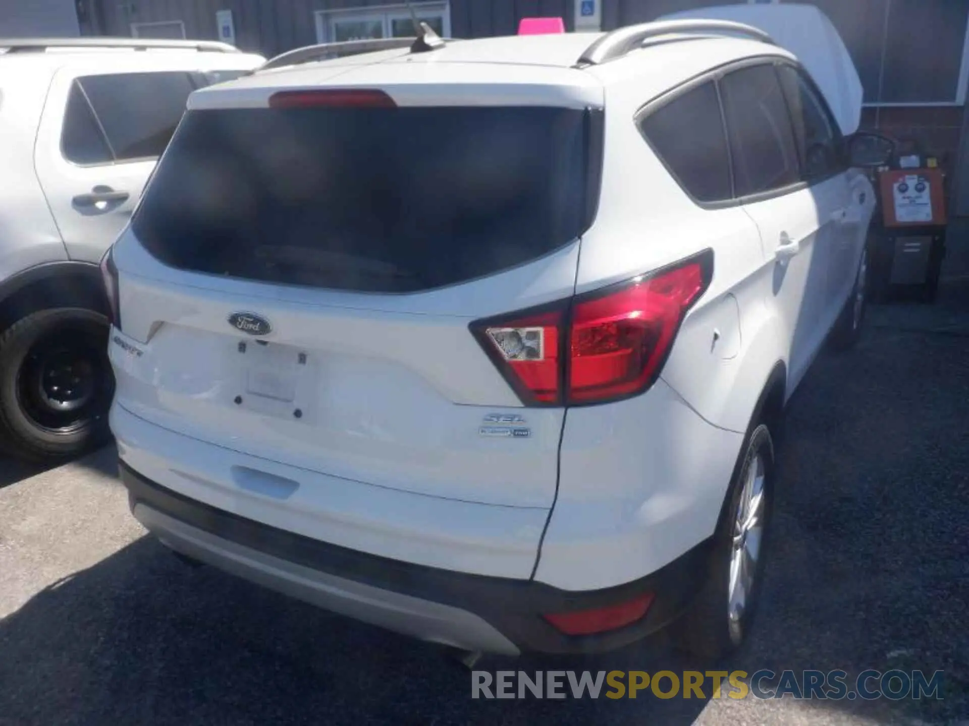 9 Photograph of a damaged car 1FMCU9HD2KUC07672 FORD ESCAPE 2019
