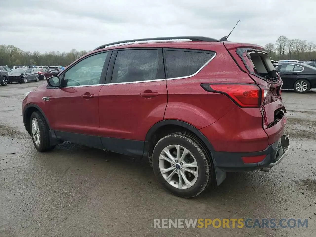 2 Photograph of a damaged car 1FMCU9HD3KUA68989 FORD ESCAPE 2019