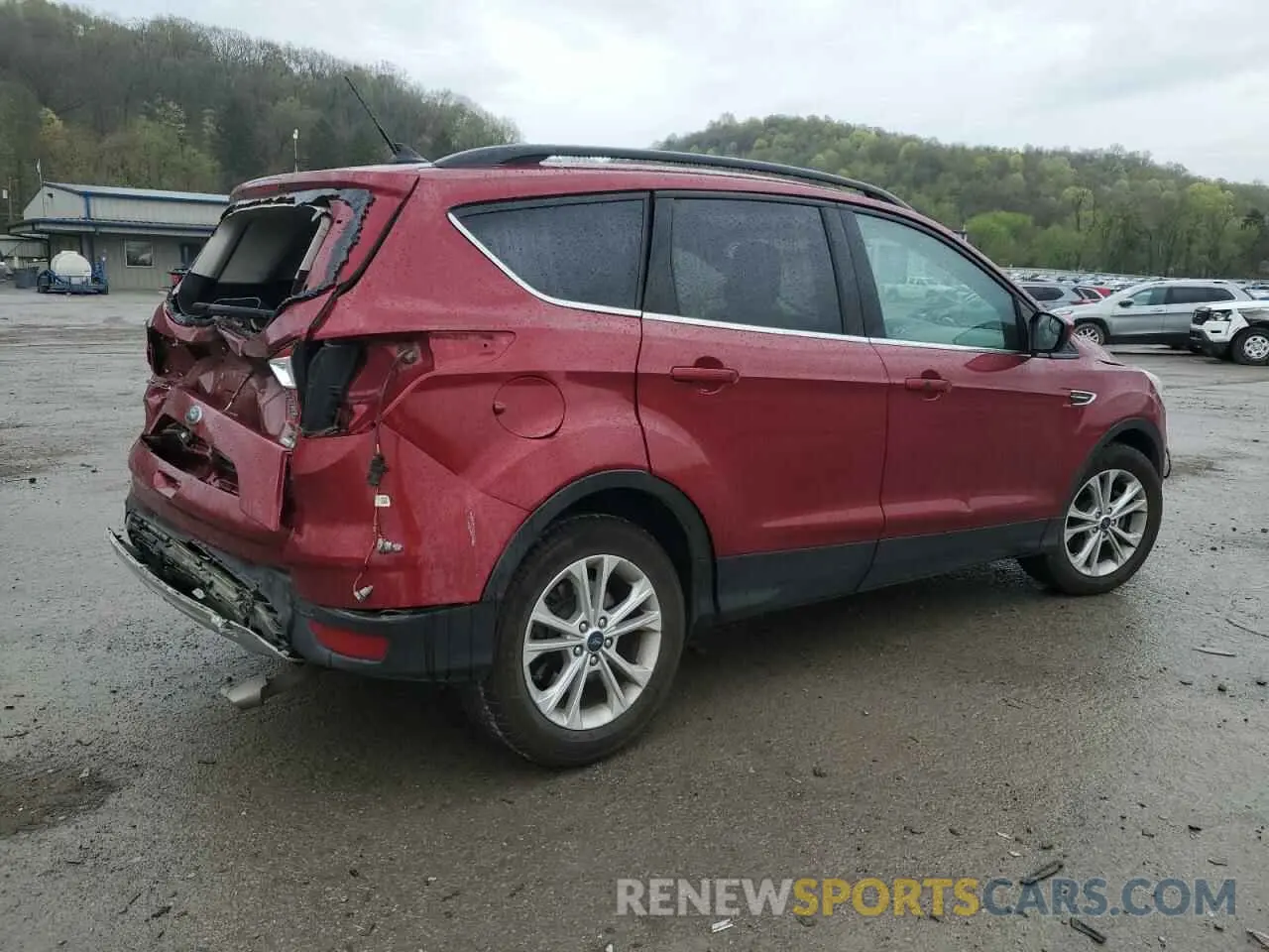 3 Photograph of a damaged car 1FMCU9HD3KUA68989 FORD ESCAPE 2019