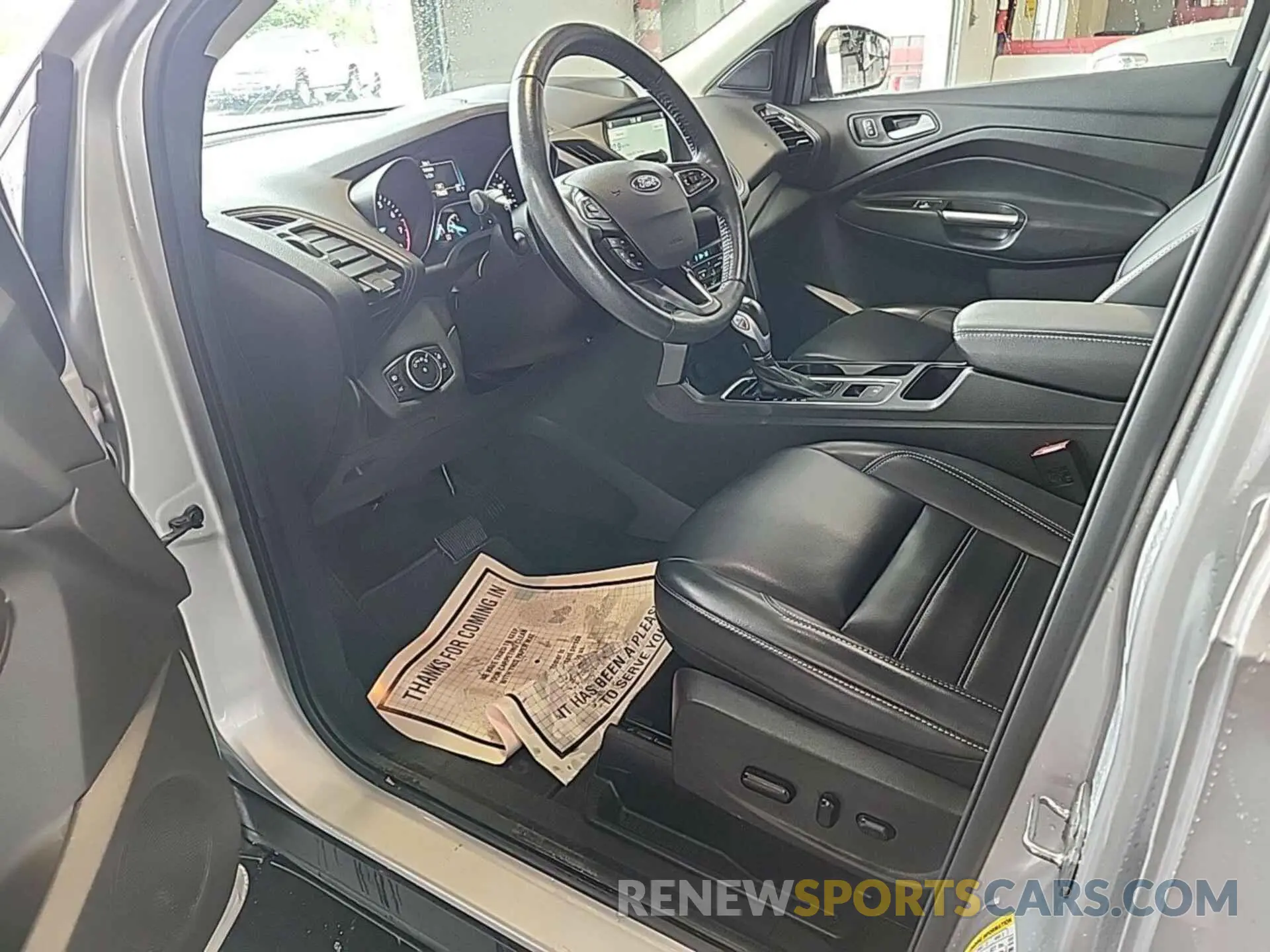 6 Photograph of a damaged car 1FMCU9HD3KUA71343 FORD ESCAPE 2019