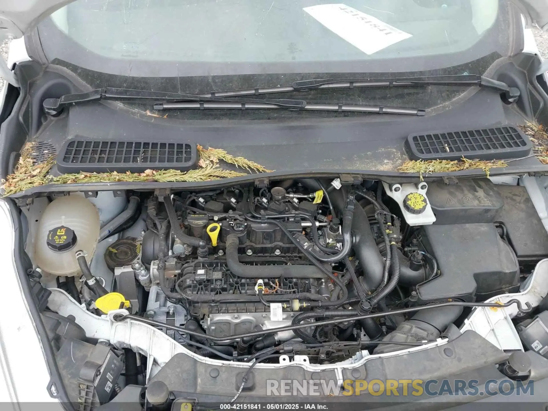 10 Photograph of a damaged car 1FMCU9HD4KUA88085 FORD ESCAPE 2019