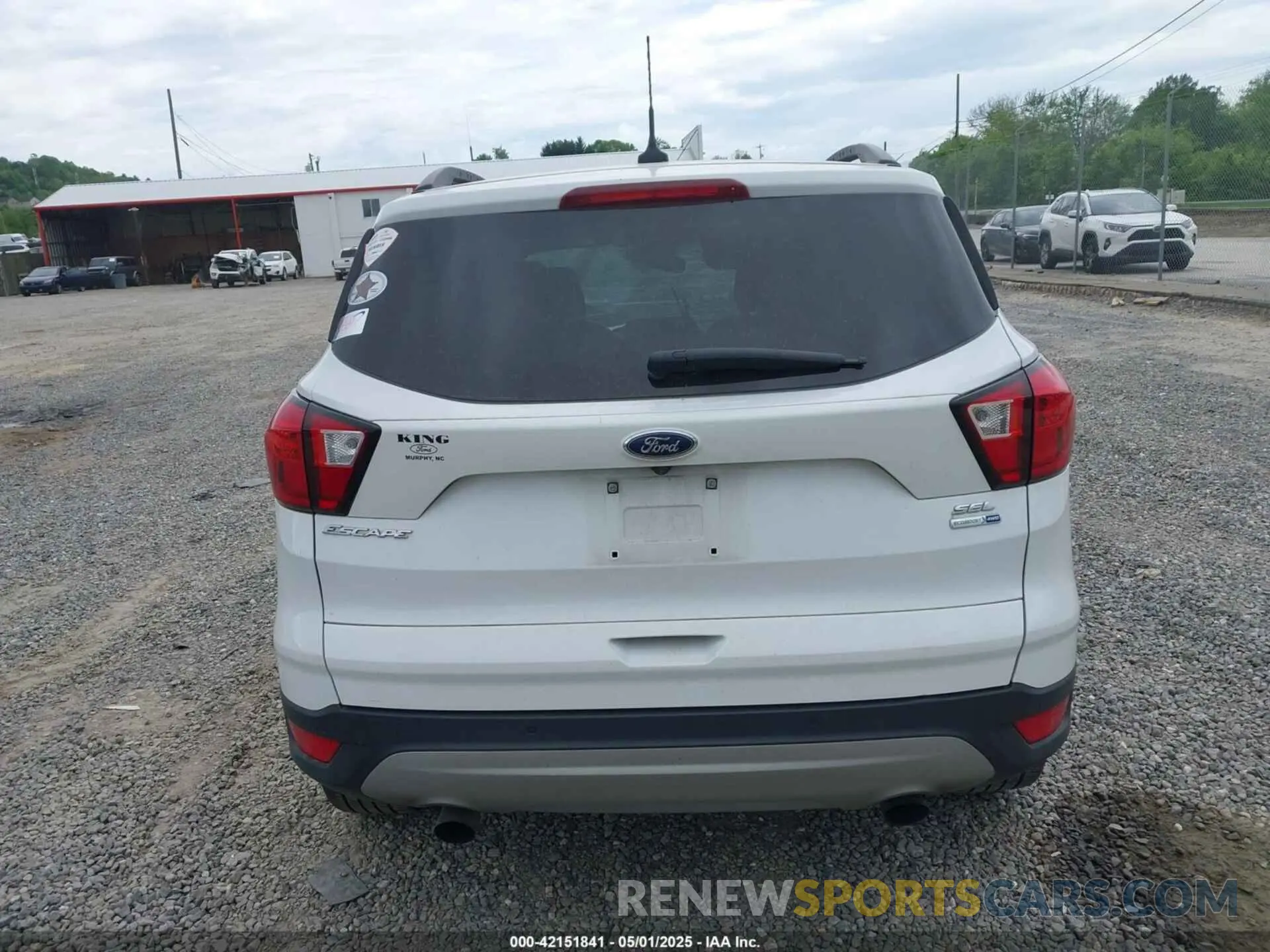 15 Photograph of a damaged car 1FMCU9HD4KUA88085 FORD ESCAPE 2019