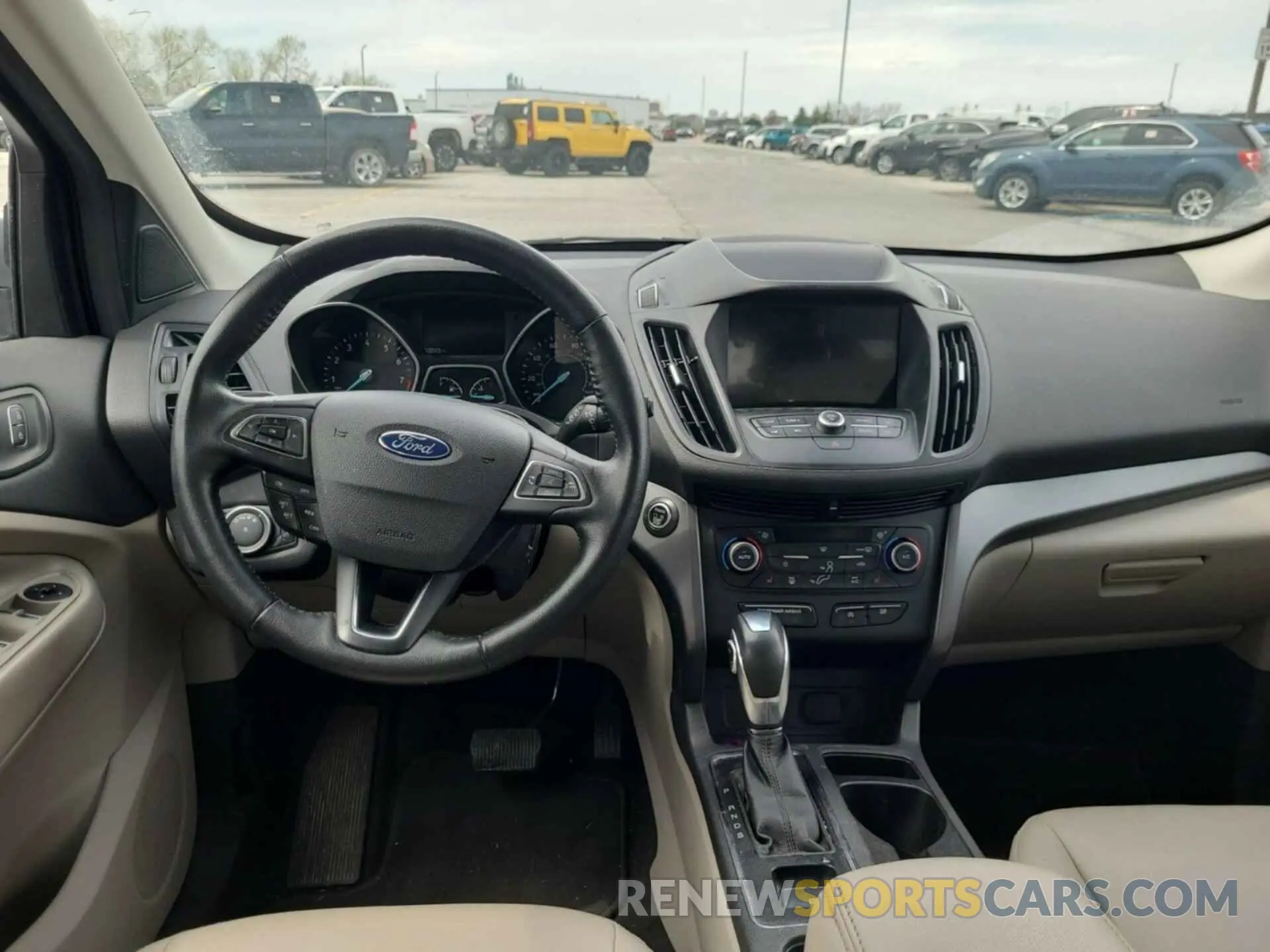 18 Photograph of a damaged car 1FMCU9HD4KUC07849 FORD ESCAPE 2019