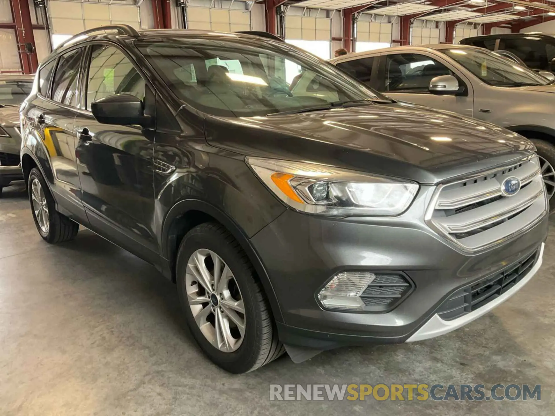 1 Photograph of a damaged car 1FMCU9HD4KUC35926 FORD ESCAPE 2019