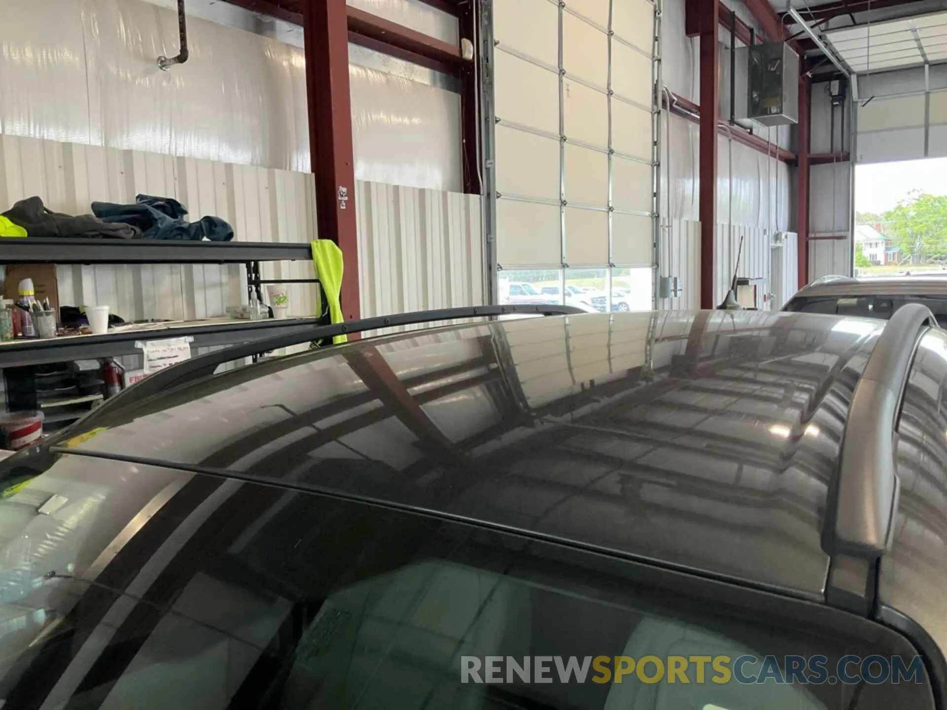 17 Photograph of a damaged car 1FMCU9HD4KUC35926 FORD ESCAPE 2019