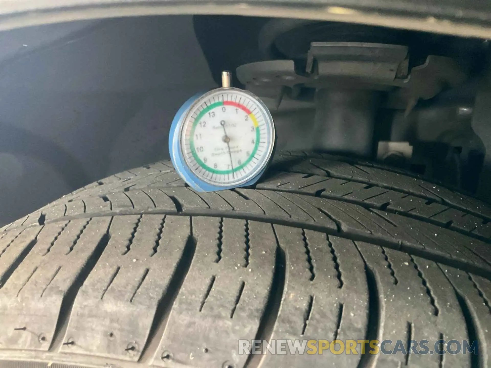 26 Photograph of a damaged car 1FMCU9HD4KUC35926 FORD ESCAPE 2019