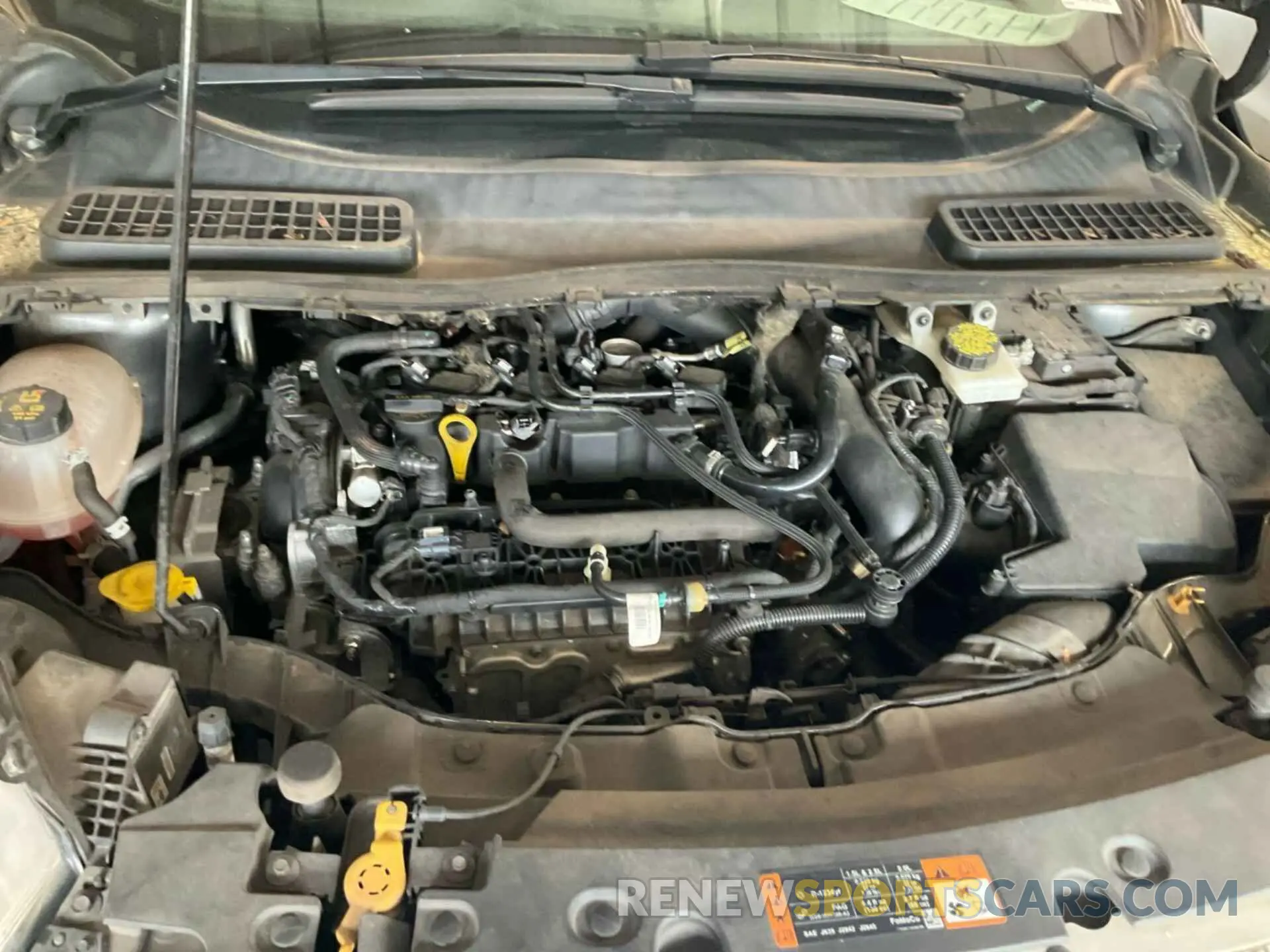 5 Photograph of a damaged car 1FMCU9HD4KUC35926 FORD ESCAPE 2019
