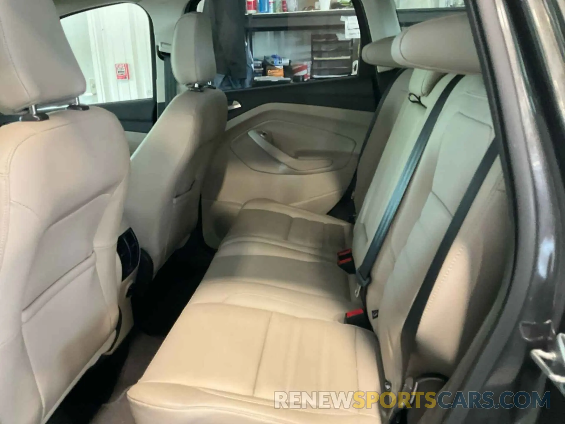 9 Photograph of a damaged car 1FMCU9HD4KUC35926 FORD ESCAPE 2019