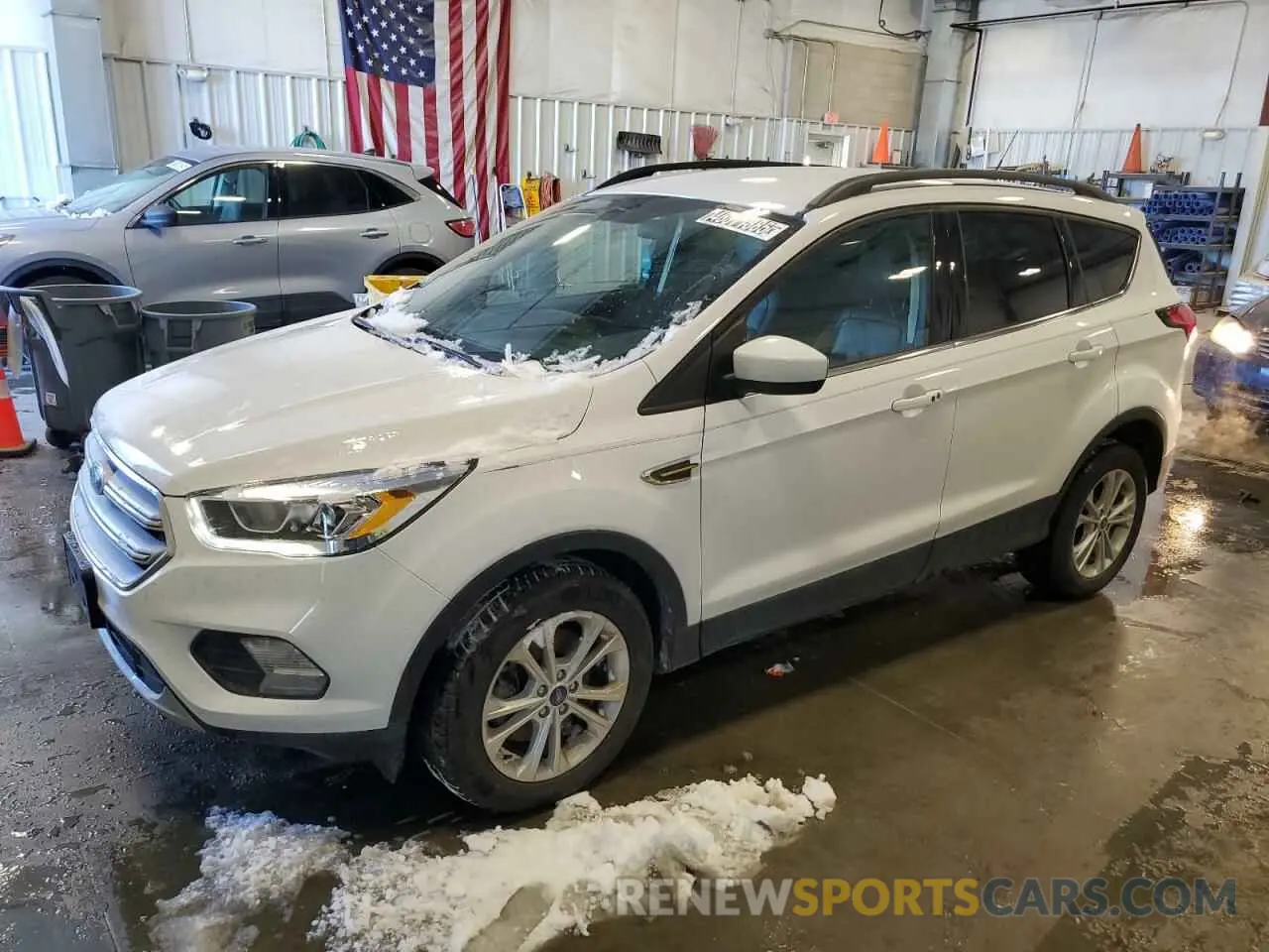 1 Photograph of a damaged car 1FMCU9HD4KUC48319 FORD ESCAPE 2019