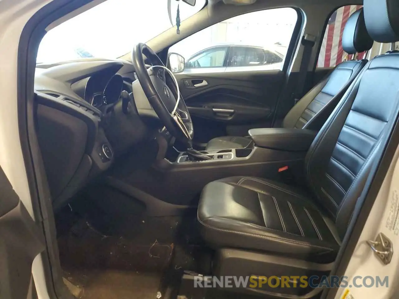 7 Photograph of a damaged car 1FMCU9HD4KUC48319 FORD ESCAPE 2019