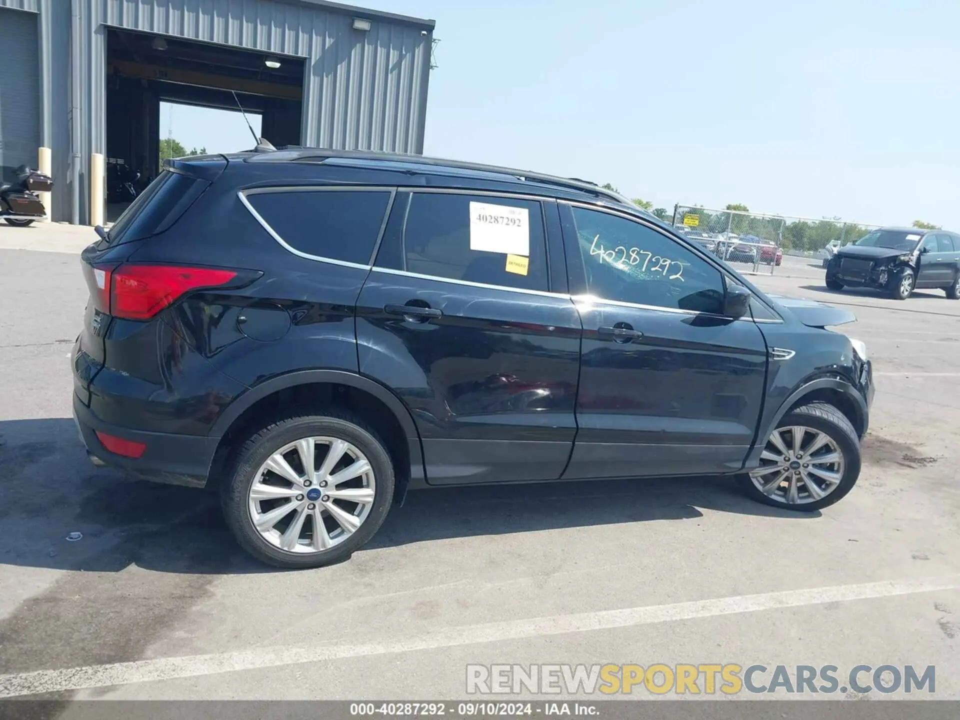 13 Photograph of a damaged car 1FMCU9HD5KUA01097 FORD ESCAPE 2019