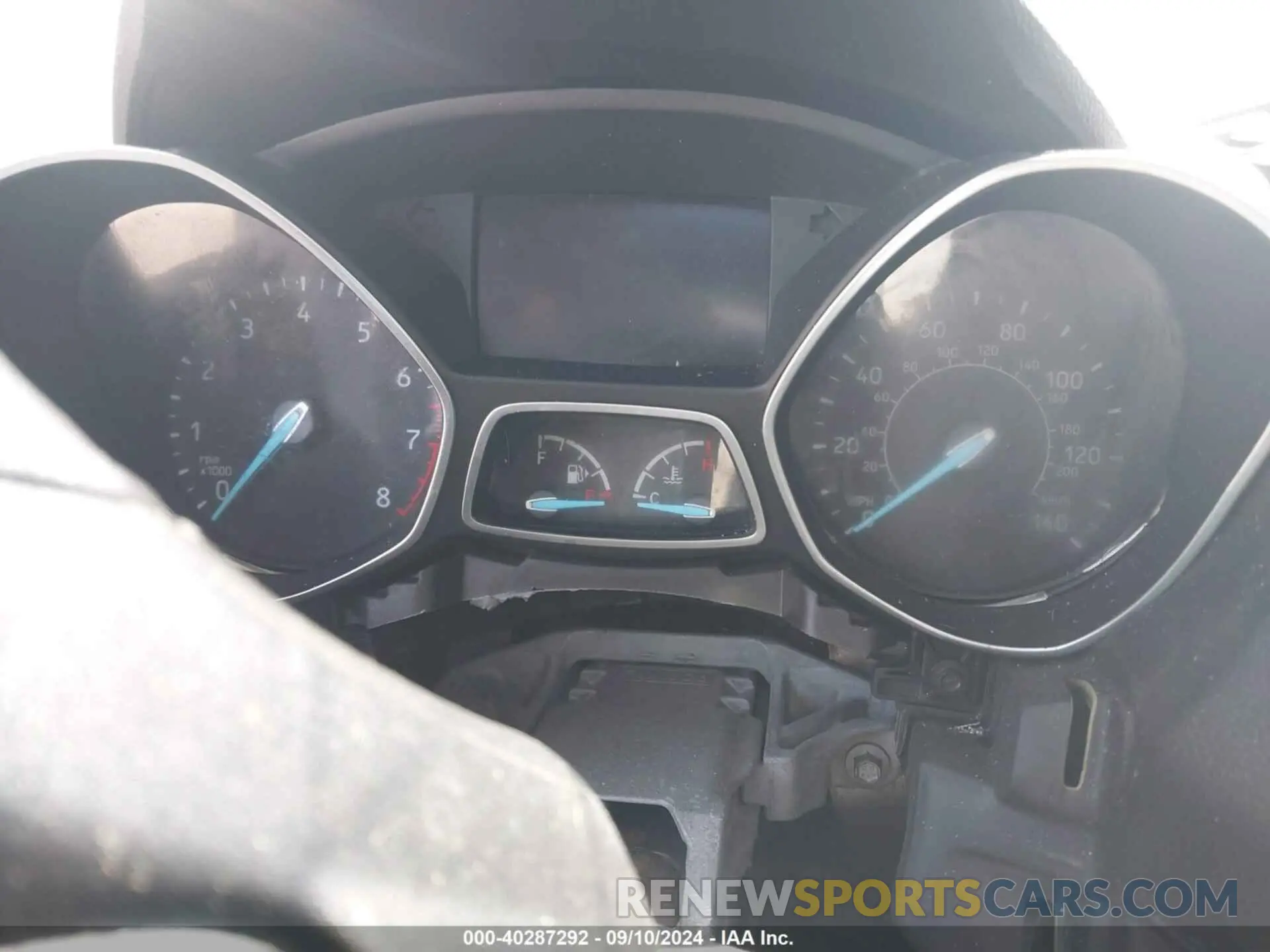 15 Photograph of a damaged car 1FMCU9HD5KUA01097 FORD ESCAPE 2019