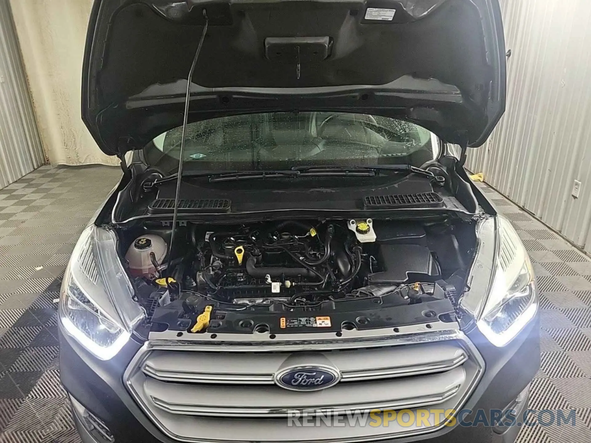 16 Photograph of a damaged car 1FMCU9HD5KUA48176 FORD ESCAPE 2019